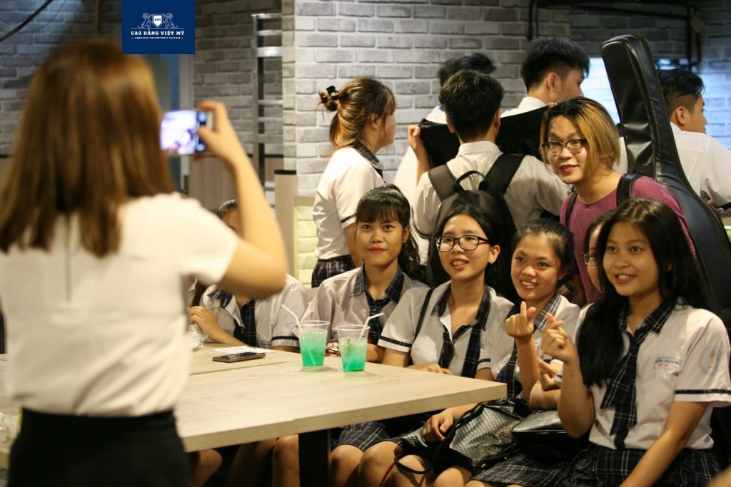Campus tour học sinh Dương Văn Dương tham quan Việt Mỹ 