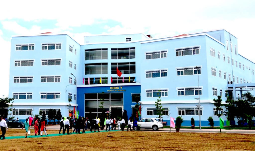 Học phí ngành điều dưỡng tại Đại học Y Dược Cần Thơ