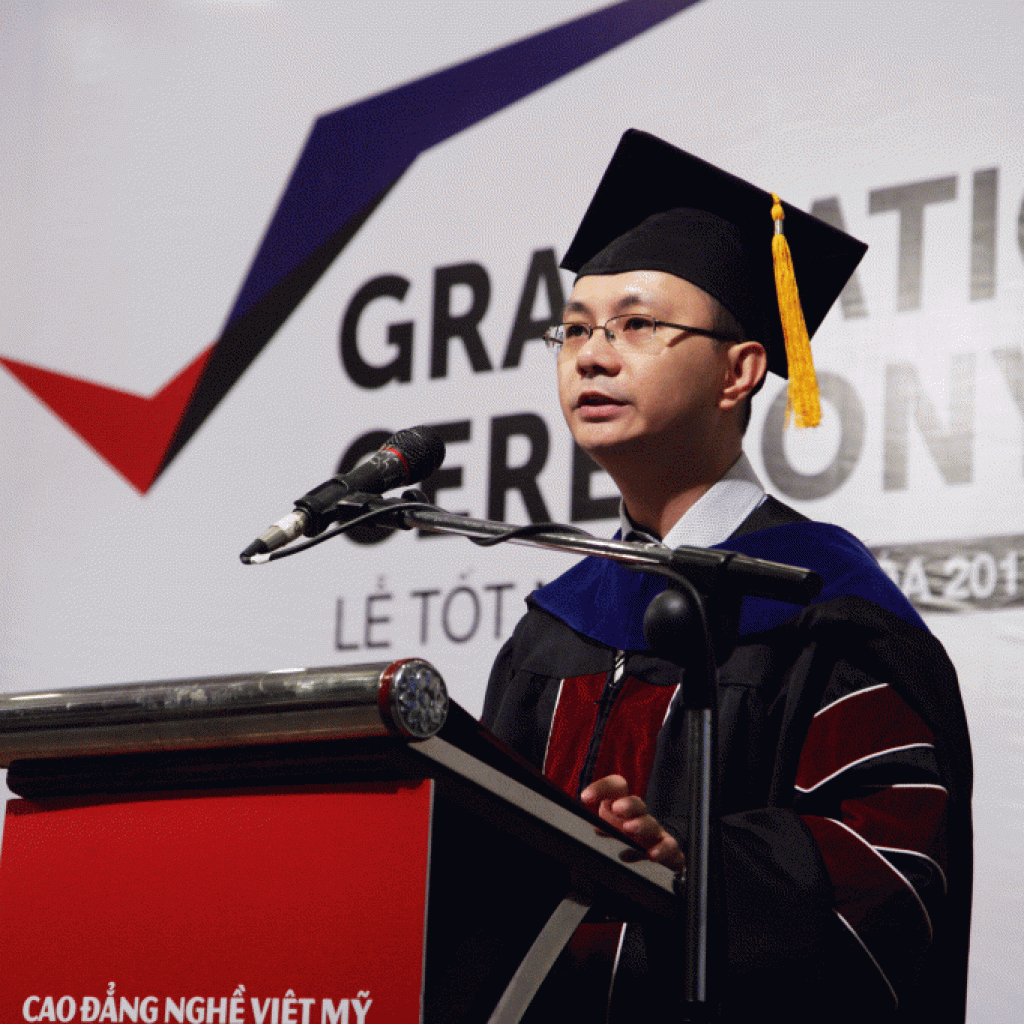 Tân cử nhân
