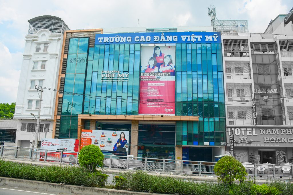 Cao đẳng Việt Mỹ công bố chỉ tiêu tuyển sinh còn lại của năm học 2020 -  2021 - Trường Cao đẳng Việt Mỹ Xét Tuyển Cao Đẳng Chính Quy năm học 2022 -  2023