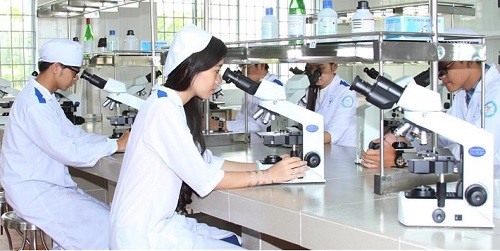 Cao đẳng dược lấy bao nhiêu điểm