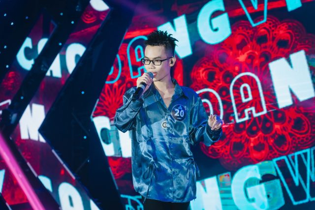 "Cơn mưa ngang qua" ghé tại VietMy's Got Talent cùng Top 6 Minh Thái - SBD 20 với phần trình diễn sôi động và khuấy đảo hàng trăm sinh viên