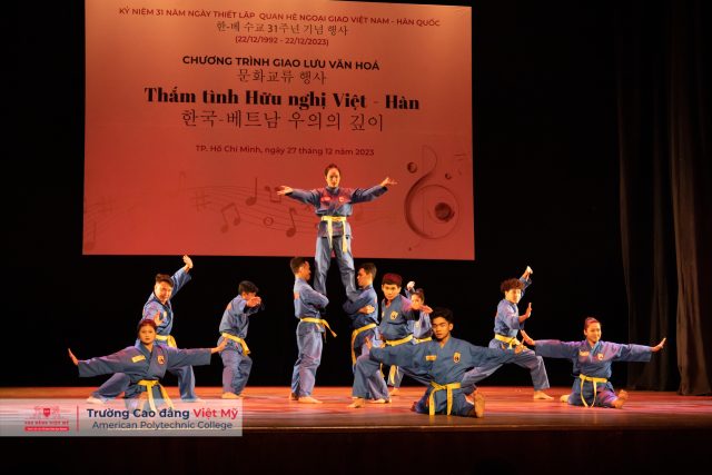Cao đẳng Việt Mỹ may mắn là một trong các trường Cao đẳng vinh dự được mời tại Chương trình giao lưu văn hóa "Thắm tình hữu nghị Việt Nam - Hàn Quốc