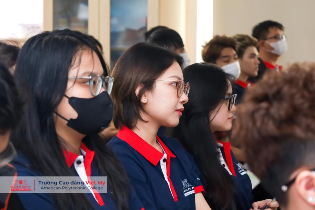 Trường cao đẳng Việt Mỹ diễn ra buổi lễ đây hứa hẹn và cơ hội rộng mở