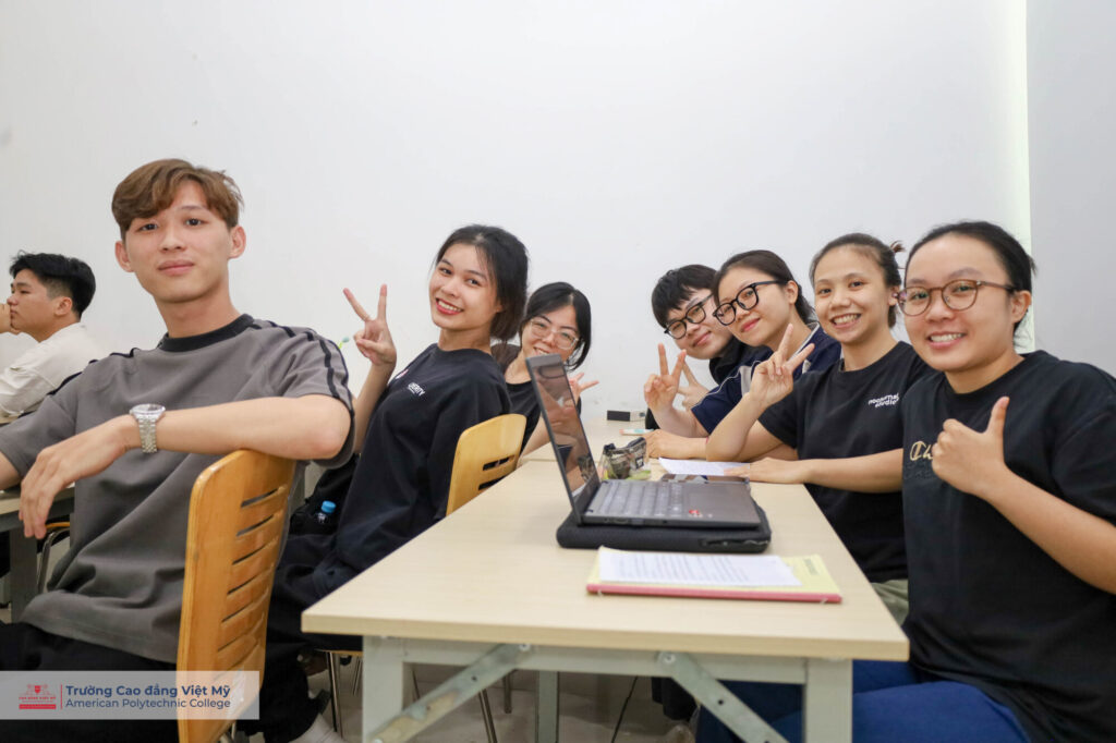 học quản lý khách sạn