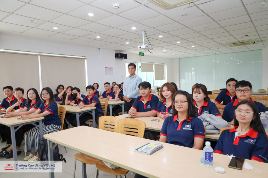 quản trị nhà hàng khách sạn