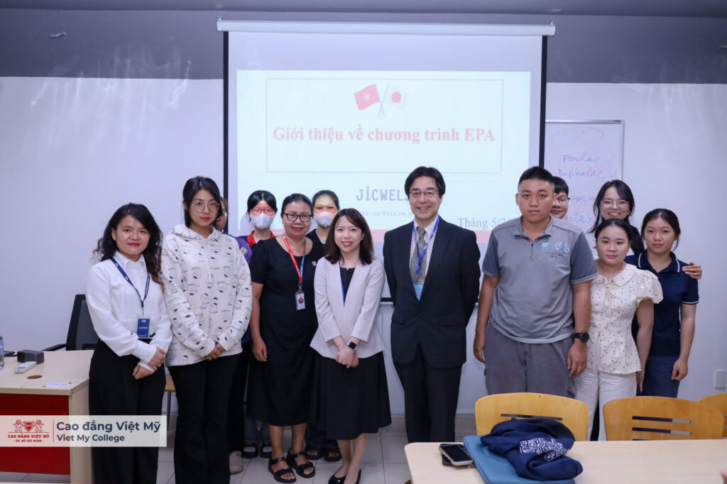 CAO ĐẲNG VIỆT MỸ KẾT NỐI JICWELS – MỞ RỘNG CƠ HỘI LÀM VIỆC TẠI NHẬT BẢN CHO SINH VIÊN ĐIỀU DƯỠNG VÀ DƯỢC